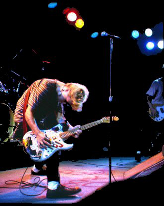 billiebowing.gif